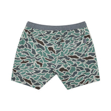 Load image into Gallery viewer, Burlebo 5.5" Athletic Shorts in Retro Duck Camo