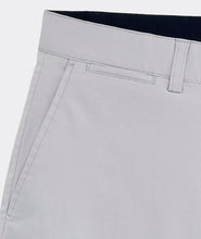 Load image into Gallery viewer, Vineyard Vines 7" Chilmark Shorts in Granite
