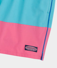 Load image into Gallery viewer, Vineyard Vines 7&quot; Colorblock Piped Chappy Swim Trunks