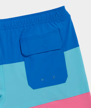 Load image into Gallery viewer, Vineyard Vines 7&quot; Colorblock Piped Chappy Swim Trunks