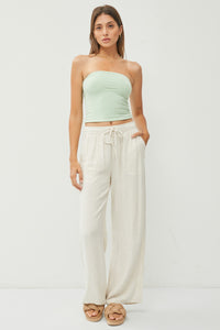 She Looks Kind Basic Bandeau Top