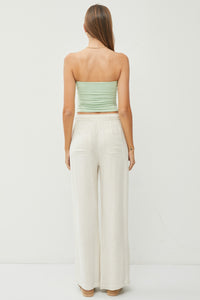 She Looks Kind Basic Bandeau Top