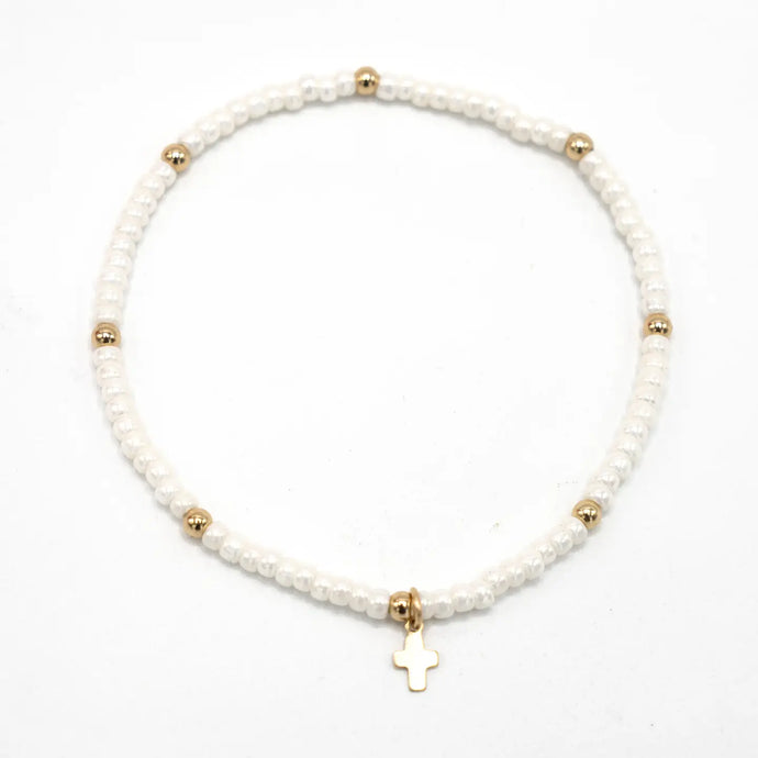 Erin Gray Luxe Cross Bracelet in Pearl White