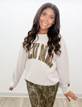 Load image into Gallery viewer, Lulu Mac Mossy Oak Bottomland Sweatshirt in Greige