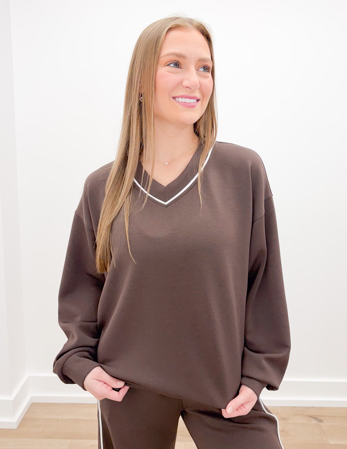 Modal Scuba V-Neck Piping Top in Espresso/Cream