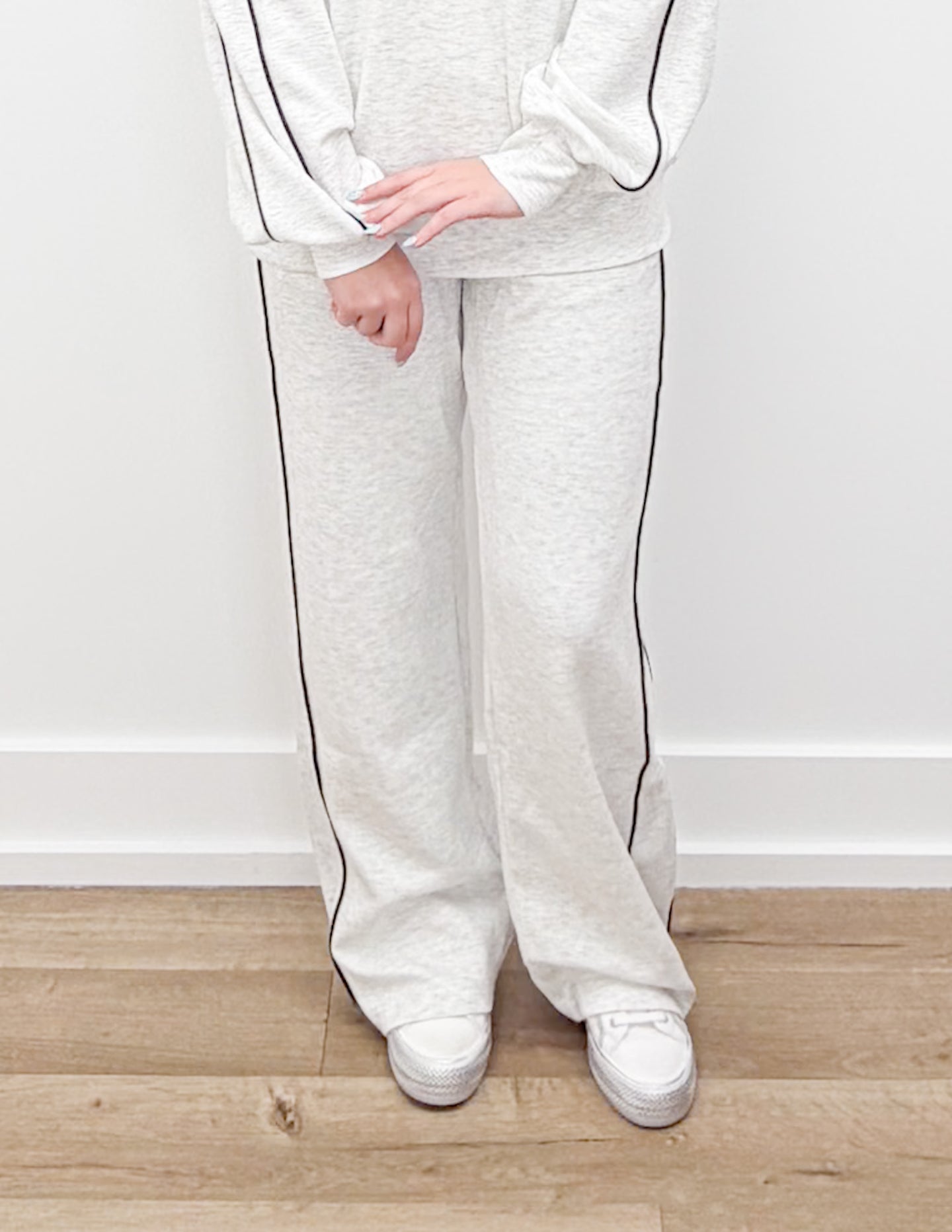 It's Love Modal Scuba Stripe Piping Pants in Lt.H Grey/Black