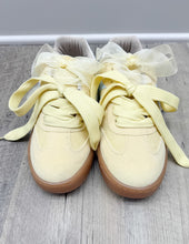 Load image into Gallery viewer, Yellow Suede Shoes With Ribbon Double Laces &amp; Gum Soles