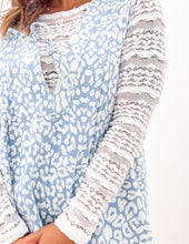 Load image into Gallery viewer, Believe In Me Ruffle Detail Flower Lace Top in Off White
