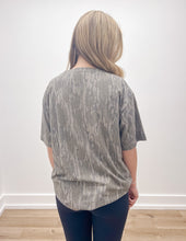 Load image into Gallery viewer, Pink Mississippi Graphic SS Tee in Bottomland Camo