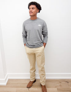 The North Face Men’s Evo Box NSE Reg LS Tee in TNF Mid Grey