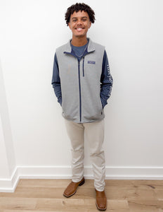 Vineyard Vines Mountain Sweater Fleece Vest in Ultimate Gray