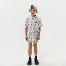 Load image into Gallery viewer, Burlebo Youth Performance Button Up in Flying Mallard Ducks