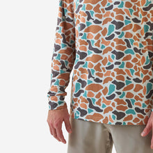 Load image into Gallery viewer, Burlebo Men's Performance Hoodie in Bayside Camo