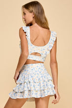 Load image into Gallery viewer, Everything &amp; More Floral Crop Top
