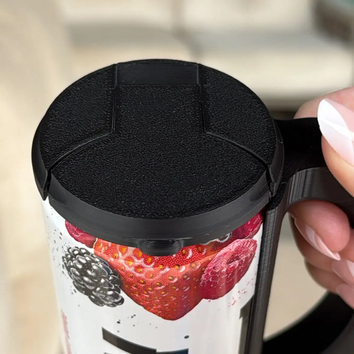 Skinny Can Lid in Black