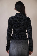 Load image into Gallery viewer, This Time Of Year Leopard &amp; Stone Fitted Top
