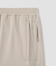 Load image into Gallery viewer, Southern Shirt Co. Men&#39;s Everyday Hybrid Shorts Pelican